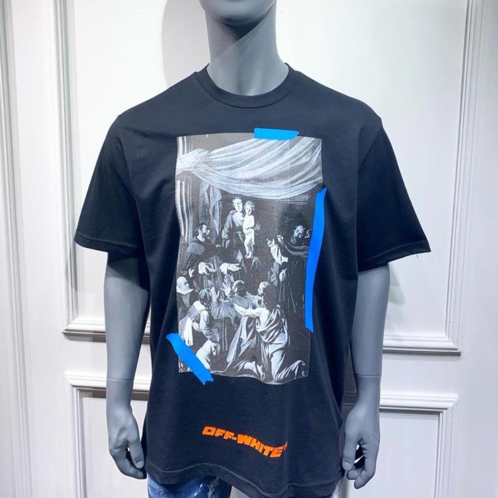 Off-White Men T-shirt